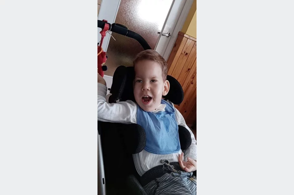 Rzadka choroba osłabia mięśnie dwuletniego Szymona - zdjęcie 2