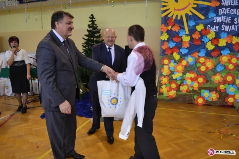 'Kiedy śmieje się dziecko śmieje się cały świat!' - zdjęcie 4