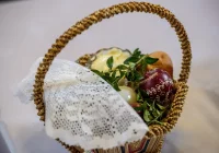 Apel prymasa Polski: bardzo zachęcam, byśmy w tym roku poświęcili pokarmy w naszych domach - zdjęcie główne