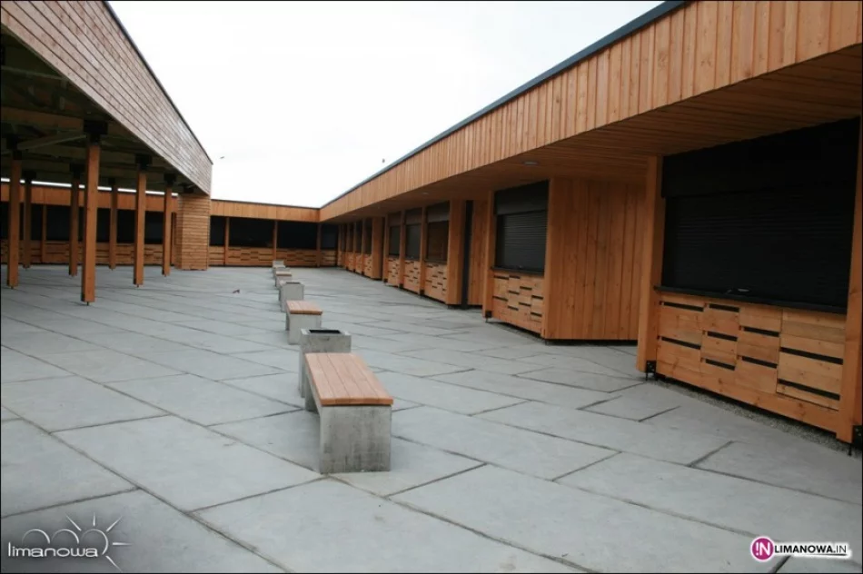 Odbiór targowiska i parkingu zakończony - zdjęcie 3