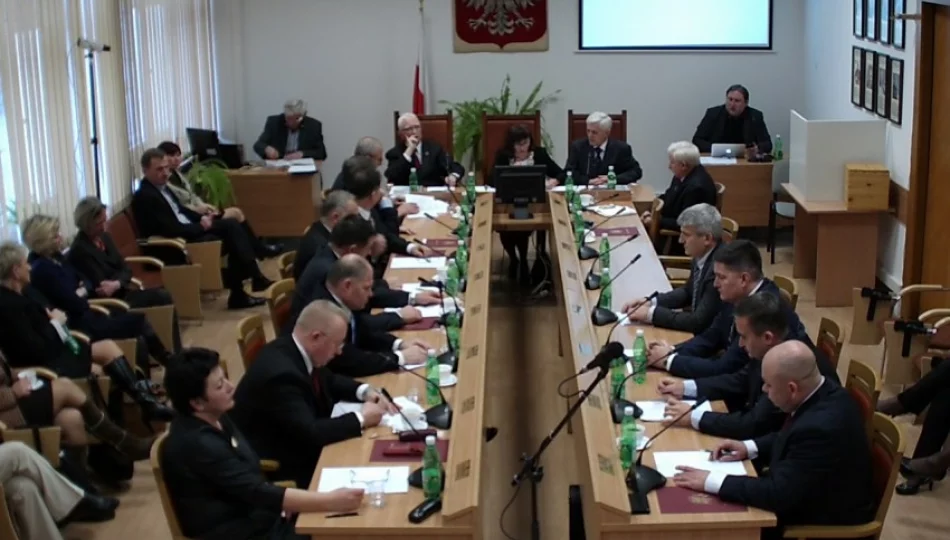 Radni złożyli ślubowanie i wybrali prezydium - Juszkiewicz nową przewodniczącą (wideo) - zdjęcie 1