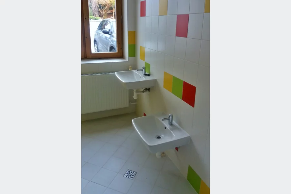 Gmina wykorzystała sytuację na remonty w szkołach - zdjęcie 4