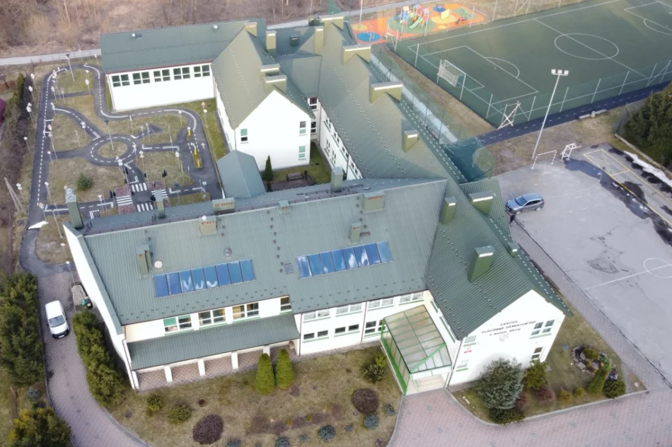 Gmina wykorzystała sytuację na remonty w szkołach - zdjęcie 7