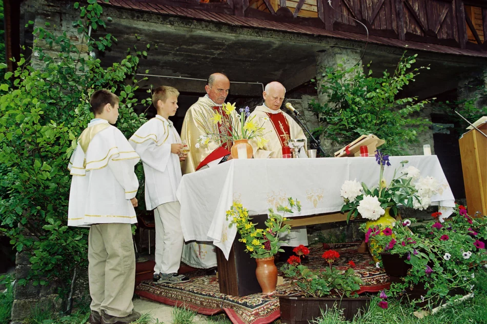 Kapłan-Jubilat wrósł w zagórzańską ziemię - zdjęcie 2