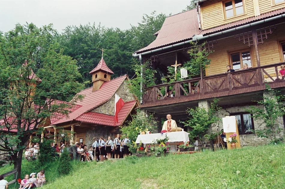 Kapłan-Jubilat wrósł w zagórzańską ziemię - zdjęcie 5