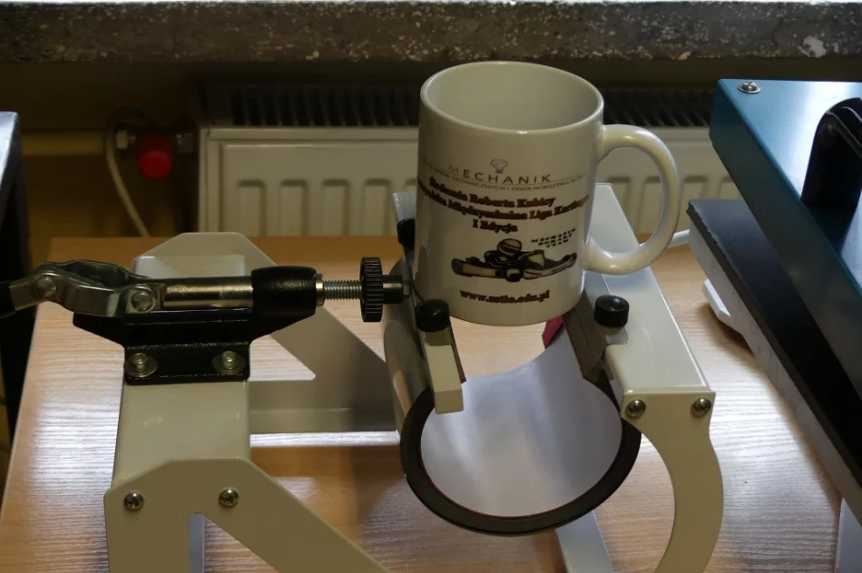 Nowy sprzęt w szkole dla przyszłych specjalistów reklamy - zdjęcie 7