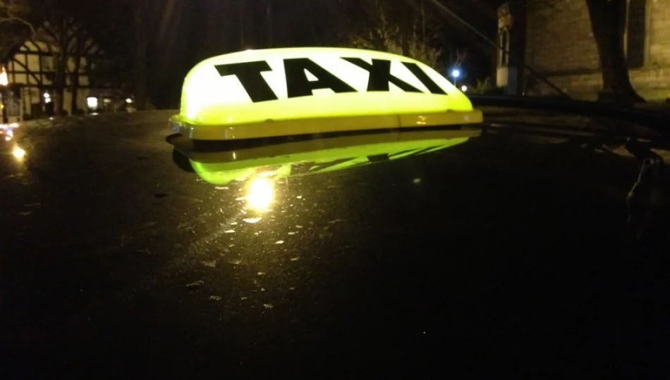 Klient pobił taksówkarza, ukradł… taksometr - zdjęcie 1