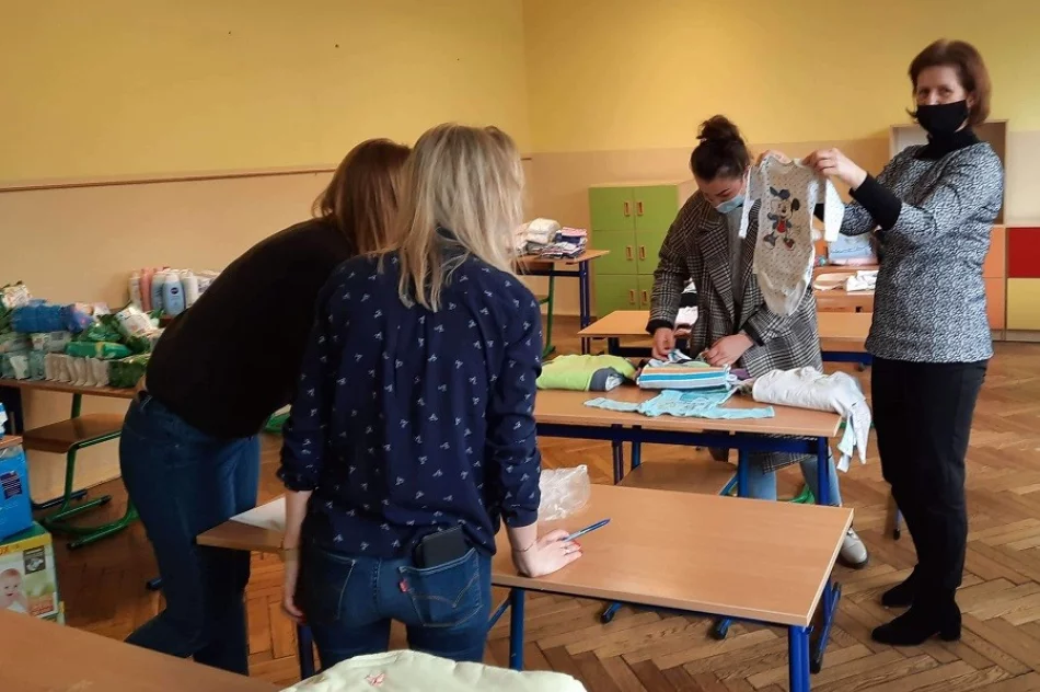 "Serduszka z Prokocimia" - dary od szkolnej społeczności przekazane - zdjęcie 3