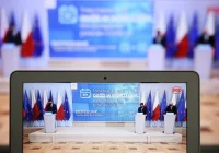 "Wakacje przy przestrzeganiu obostrzeń, w jakimś zakresie możliwe". Co ze szczepieniem osób 19-39 lat? - zdjęcie główne