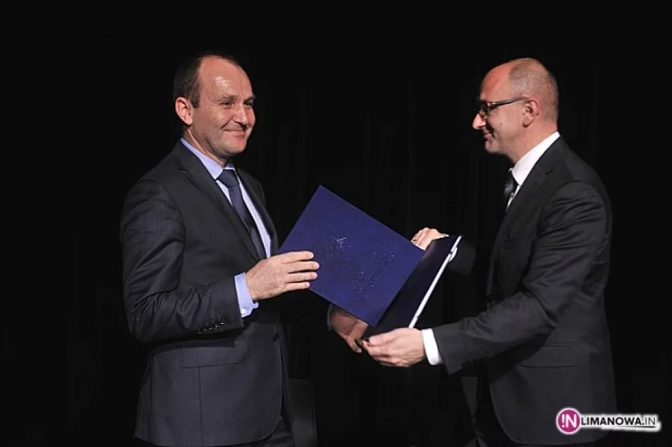 Miliardy dla Małopolski! Kontrakt podpisany - są pieniądze na kolej - zdjęcie 2