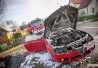 Pożar samochodu na 'krajówce' - zdjęcie główne