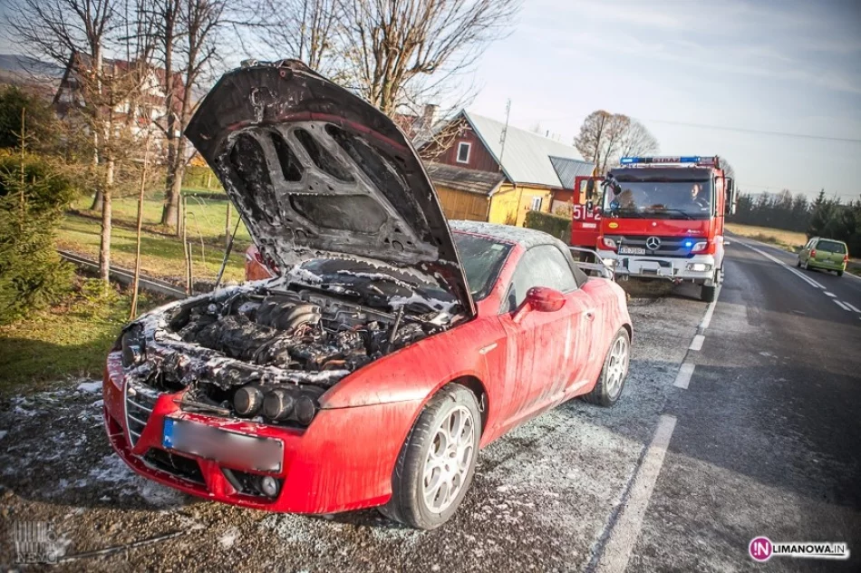 Pożar samochodu na 'krajówce' - zdjęcie 2