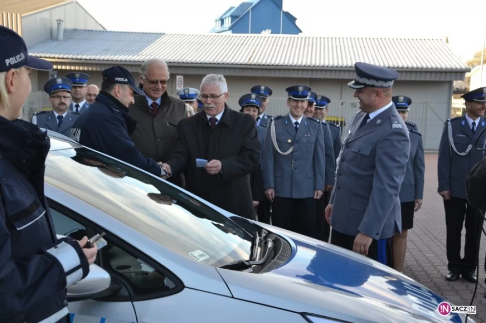 Odznaczenia i nowe radiowozy - zdjęcie 4