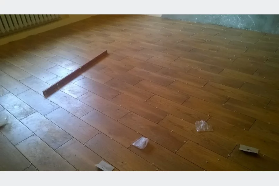 SOLIDNY  PŁYTKARZ --KOMPLEKSOWE WYKOŃCZENIA WNĘTRZ - zdjęcie 4