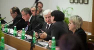 Przedwyborcze dyskusje o 'szufladach z projektami' - zdjęcie 2