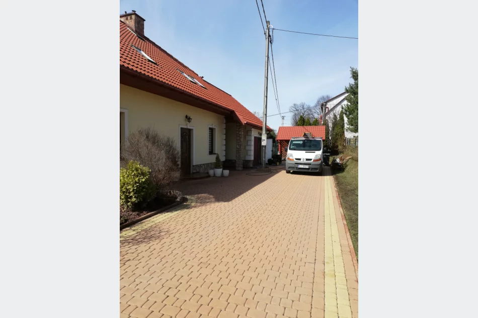 Mycie kostki brukowej. Wolne terminy na już - zdjęcie 3