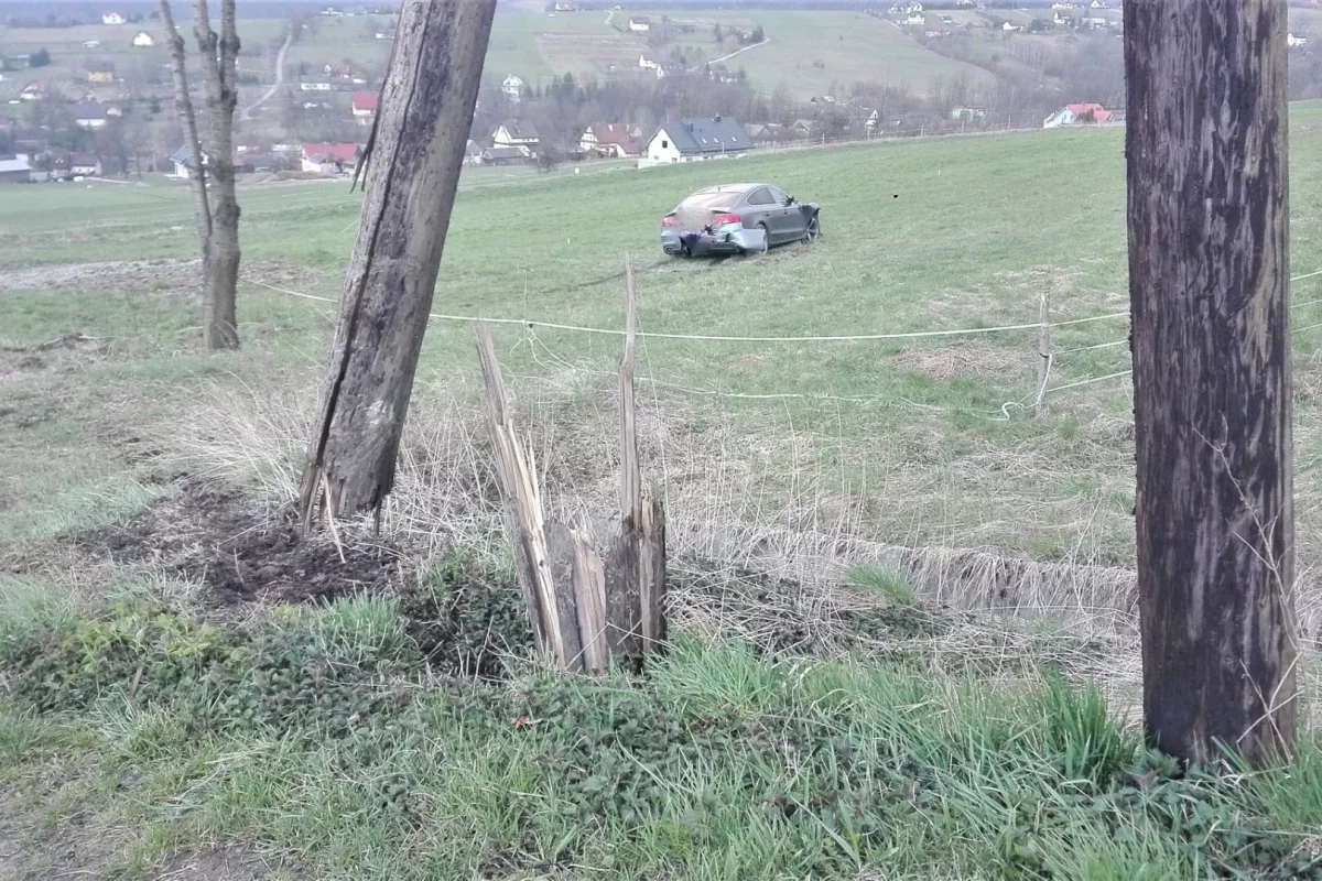 Zabrał cudze auto i uderzył w słup. Trzy kolizje na drogach regionu