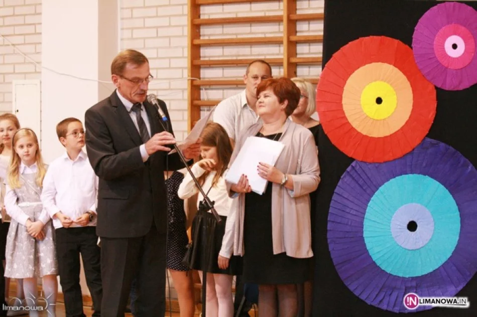 Obchodzono święto oświaty - zdjęcie 2