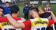 Derbowy pojedynek w Słopnicach dla Limanovii. Hat-trick Sywestra Tokarza. - zdjęcie 4