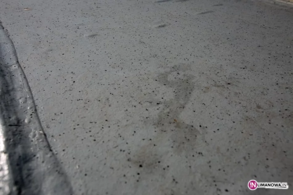 Centrum miasta w sadzy - zdjęcie 3