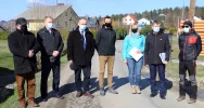 Przekazanie placów budowy pod wykonanie dróg w Siekierczynie i Lipowem - zdjęcie 3