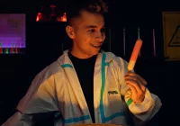 Lody promowane przez "Ekipę" youtuberów znikają ze sklepów. Produkcja ma osiągnąć 1 mln szt na dobę - zdjęcie główne