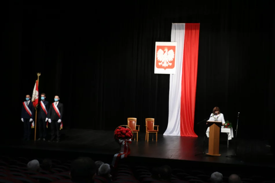 Uroczysta sesja z okazji rocznicy uchwalenia Konstytucji 3 Maja - zdjęcie 11