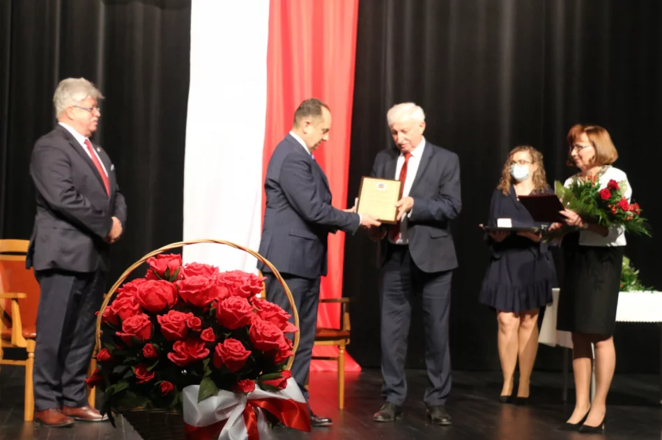 Uroczysta sesja z okazji rocznicy uchwalenia Konstytucji 3 Maja - zdjęcie 17