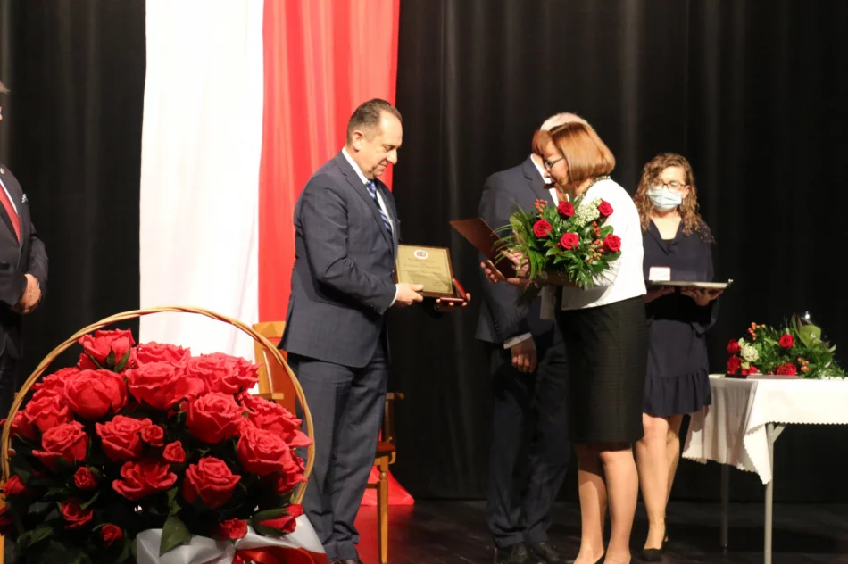 Uroczysta sesja z okazji rocznicy uchwalenia Konstytucji 3 Maja - zdjęcie 18