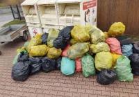 Mieszkańcy posprzątali gminę: zebrali kilkaset worków śmieci i odpady wielkogabarytowe - zdjęcie główne