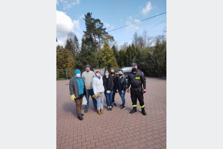 Mieszkańcy posprzątali gminę: zebrali kilkaset worków śmieci i odpady wielkogabarytowe - zdjęcie 4