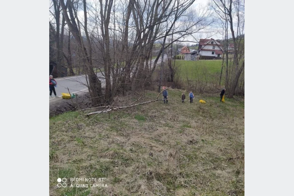 Mieszkańcy posprzątali gminę: zebrali kilkaset worków śmieci i odpady wielkogabarytowe - zdjęcie 14