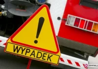 Dwa dachowania samochodów - zdjęcie główne