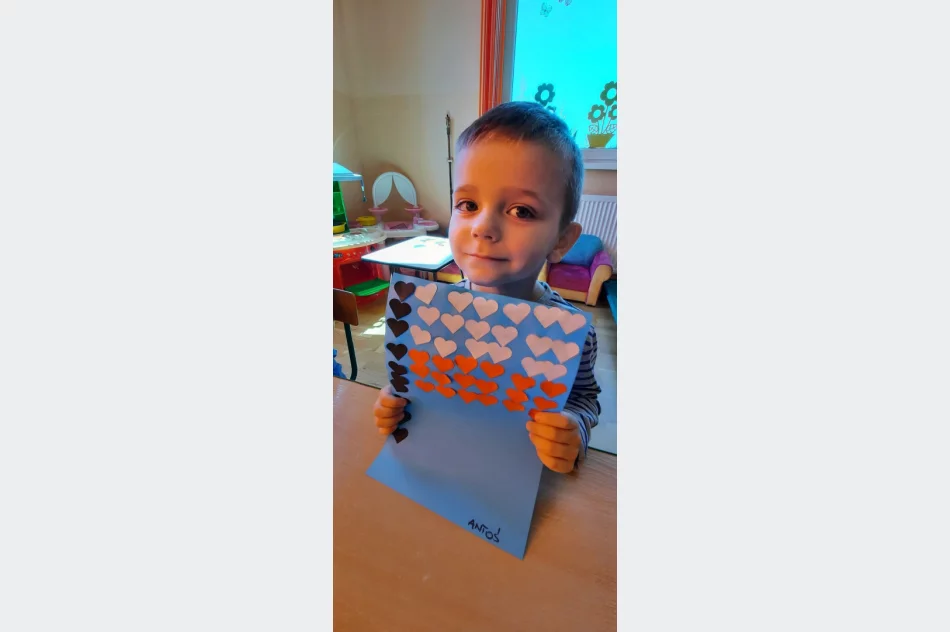 Mali patrioci z Miejskiego Przedszkola nr 2 zdobywali informacje o Polsce - zdjęcie 10