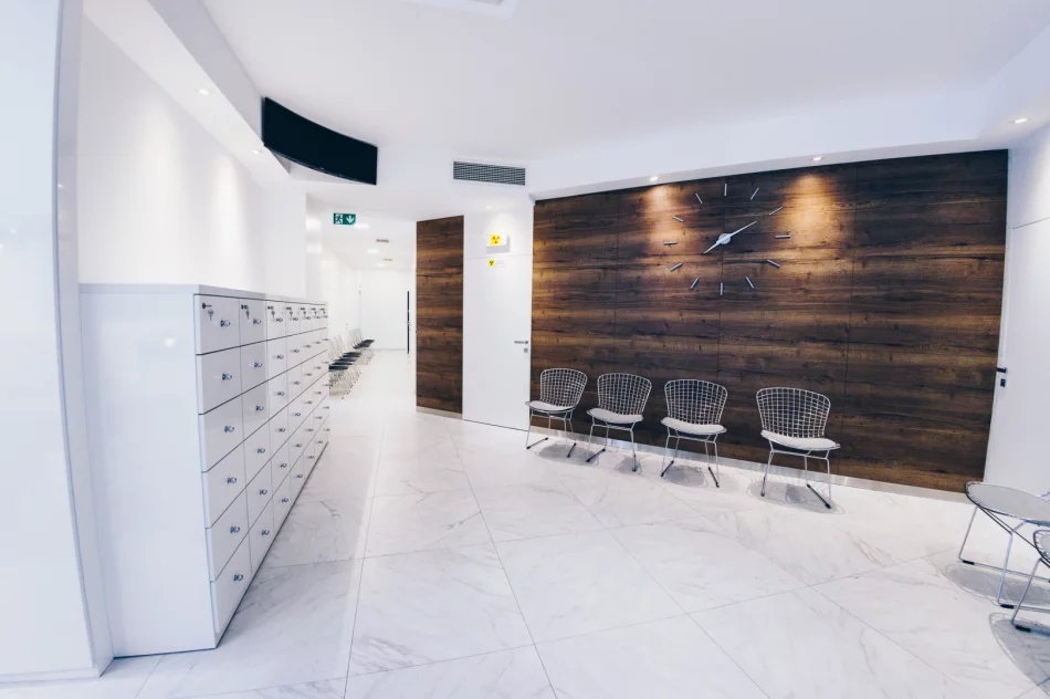 Nowoczesny ośrodek zdrowia z kontraktem NFZ - zdjęcie 16