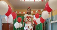 Pokaz mody patriotycznej z elementami EKO w Miejskim Przedszkolu Nr 1 w Limanowej - zdjęcie 2