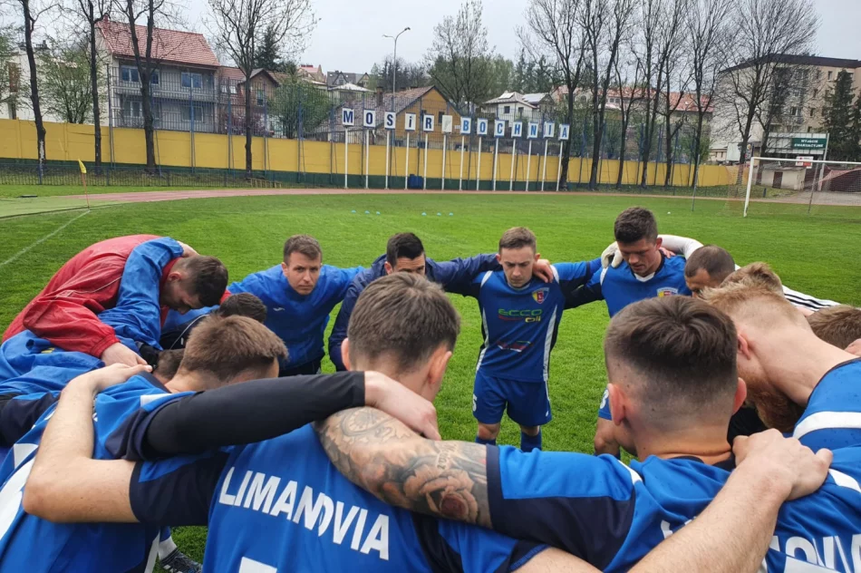 Limanovia pożegnała się z Pucharem Polski: "Frustrujące jest to, że przegraliśmy z drużyną, która dzisiaj nie była zainteresowana grą w piłkę nożną" - zdjęcie 4