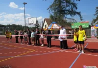 Boisko otwarte, burmistrz tłumaczy - zdjęcie główne