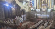 Tłumy wiernych na centralnej uroczystości - zdjęcie 3