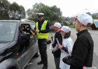 Nietypowy patrol kontrolował kierowców - zdjęcie główne