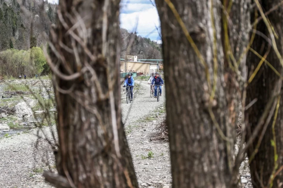 Oficjalnie odebrano nowe szlaki turystyczne VELO Limanowski - zdjęcie 2