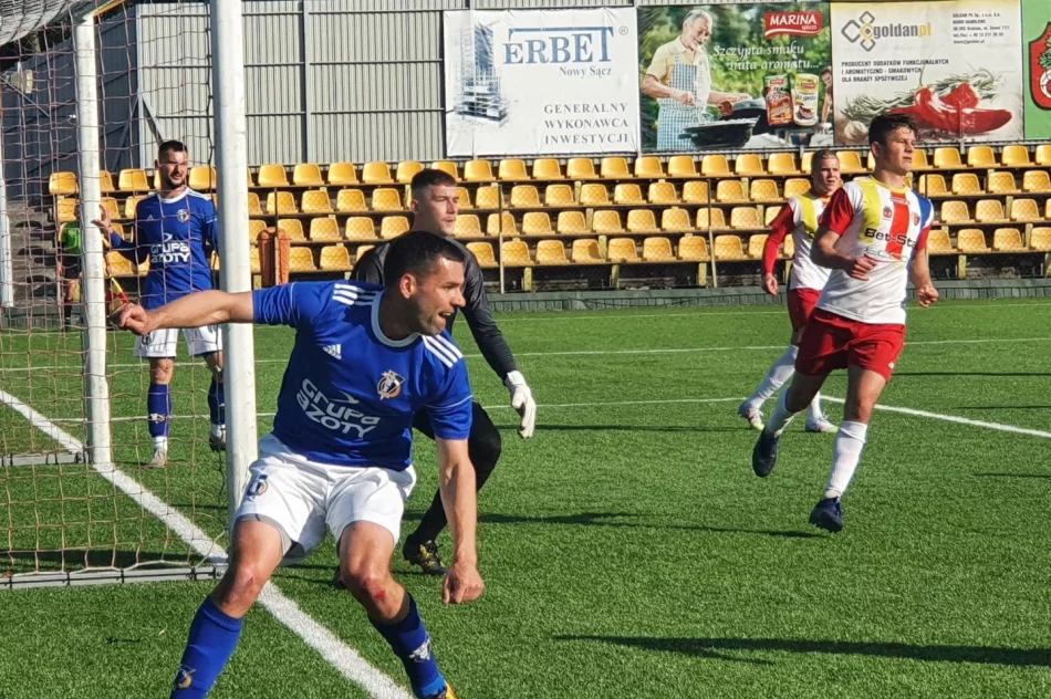 Tarnowskie „Jaskółki” rozstrzelały Limanovię w drugiej połowie - zdjęcie 8