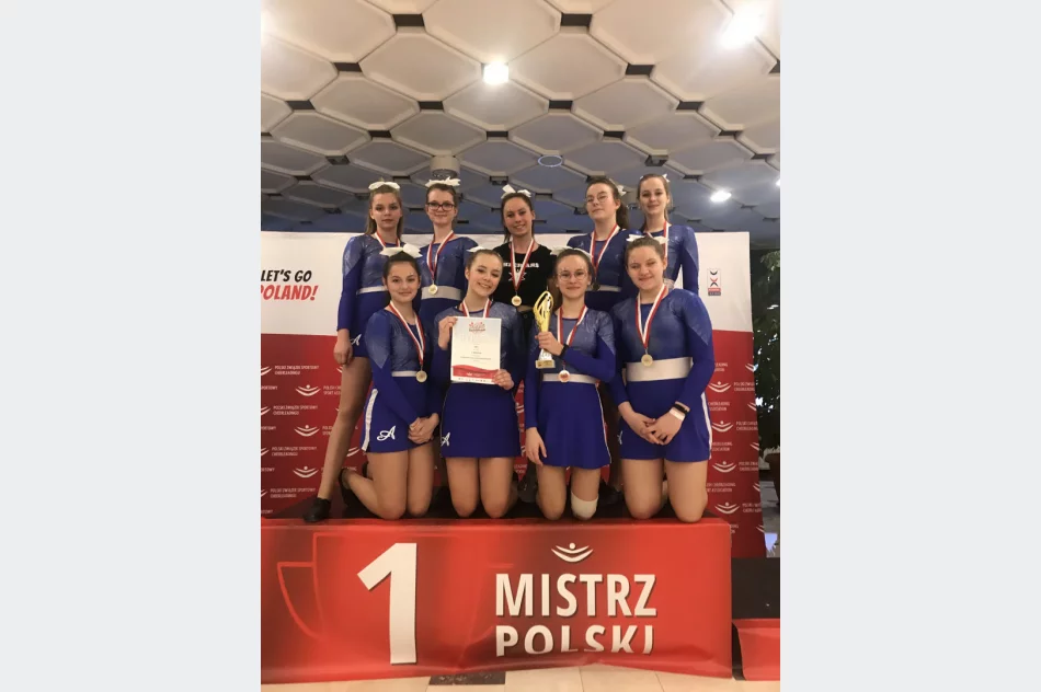 Limanowskie cheerleaderki z podwójnym Mistrzostwem Polski - zdjęcie 5