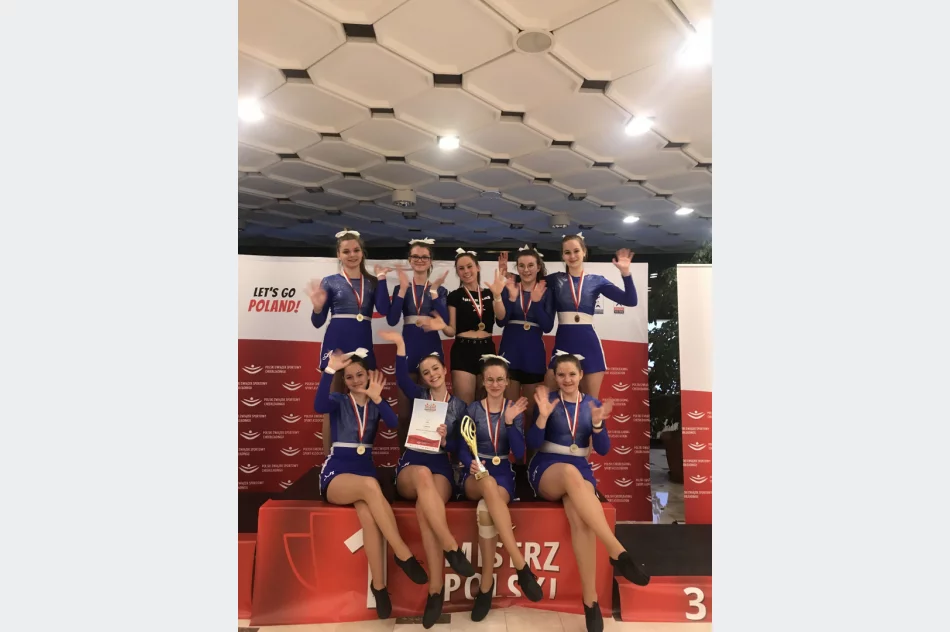 Limanowskie cheerleaderki z podwójnym Mistrzostwem Polski - zdjęcie 7