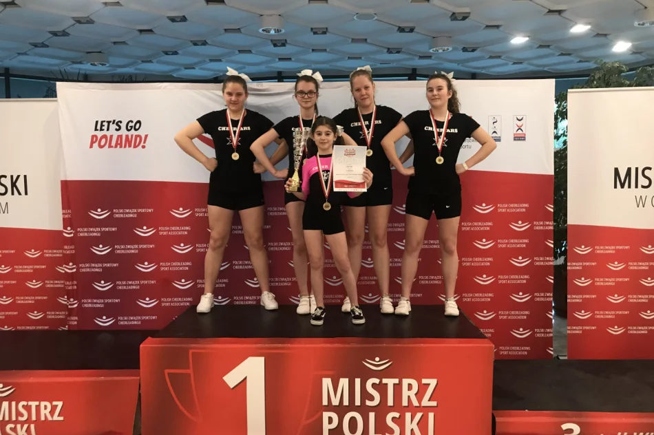 Podwójne Mistrzostwo Polski Limanowskich Cheerleaderek - zdjęcie 3