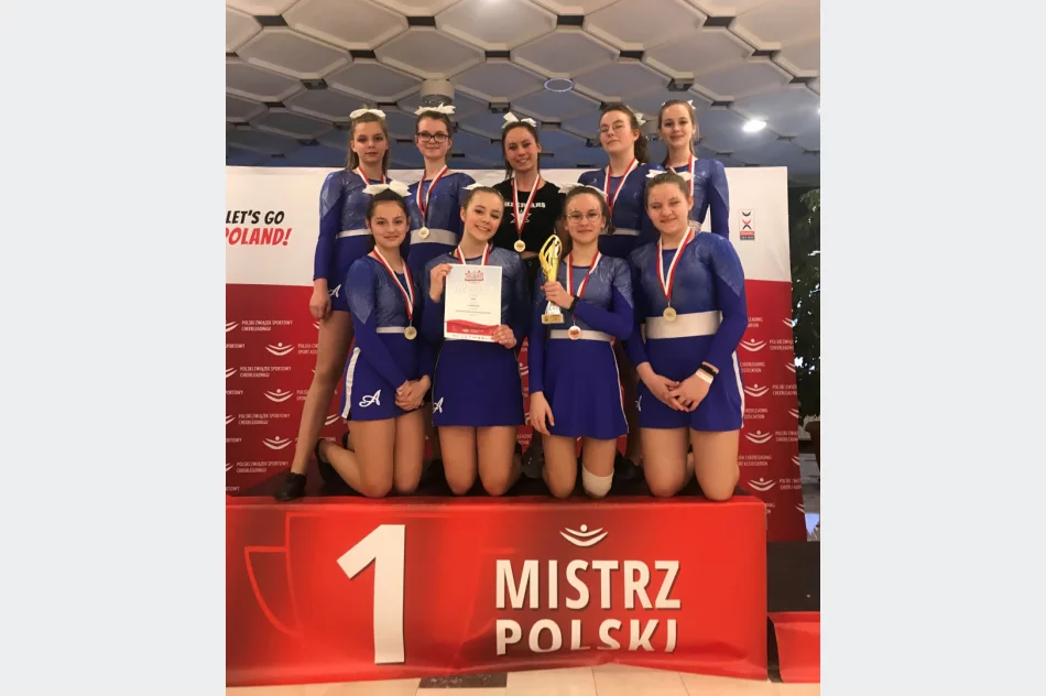 Podwójne Mistrzostwo Polski Limanowskich Cheerleaderek - zdjęcie 6