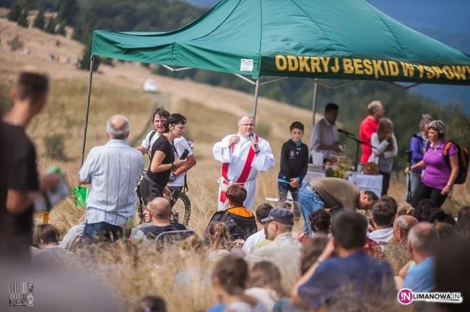 2 tys. turystów wędrowało na Mogielicę - zdjęcie 2