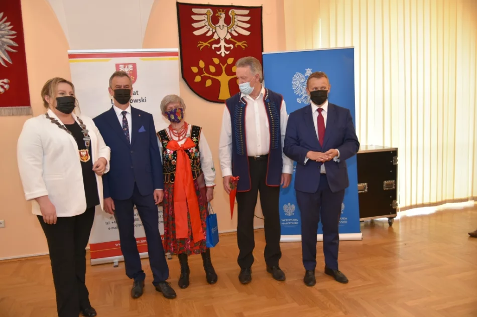 Twórcy z Limanowszczyzny nagrodzeni za rozpowszechnianie i ochronę kultury - zdjęcie 9