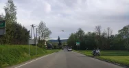 Trzy osoby ucierpiały w wyniku zdarzenia. Na pomoc LPR - zdjęcie 2