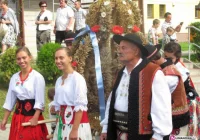 Święto plonów: tradycyjne wieńce i zabawa - zdjęcie główne